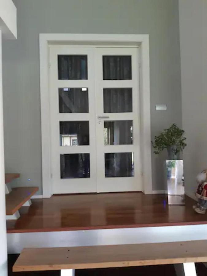 Rum I Fint Villa Naera Centrum Jonkoping Ngoại thất bức ảnh
